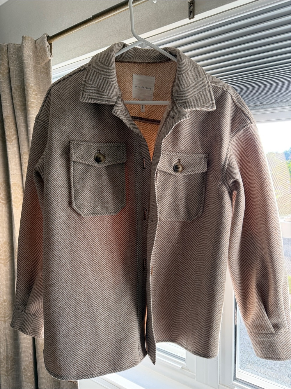Avec Les Filles Beige Herringbone Lightweight Shirt Jacket
